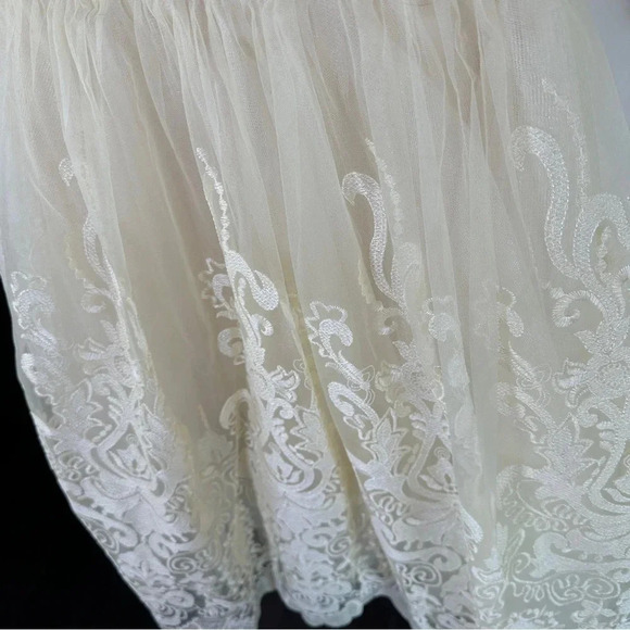 New ModCloth Chi Chi London Champagne Lace Dress Size 4 NWT Vintage‎ Inspired - Picture 13 of 14